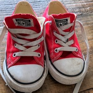 Toddler red converse size 8